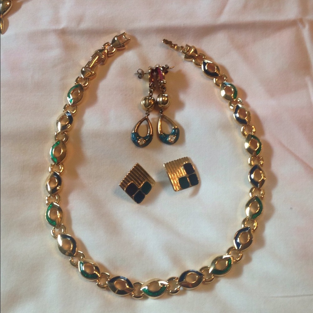 Gold tone necklace and 2 pair earrings